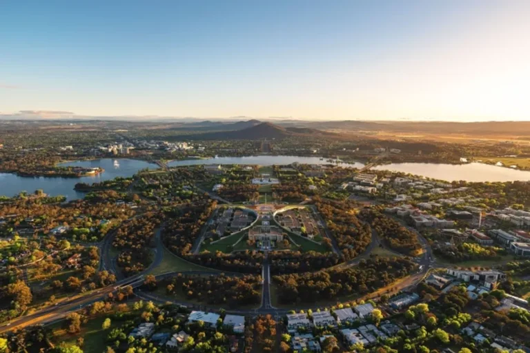 Canberra (1)