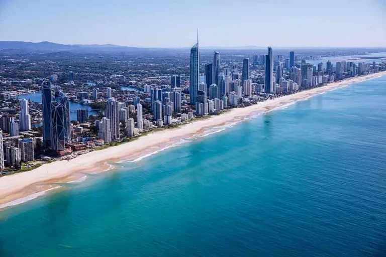 Gold Coast city and beach_2_0 (1)